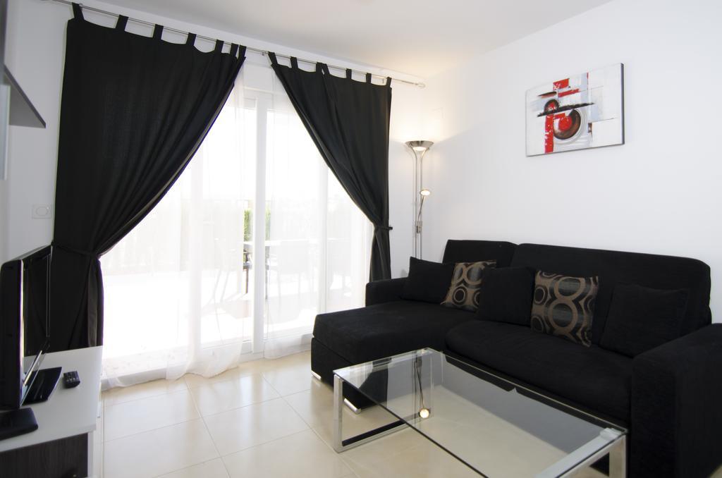 Residencial Linnea Sol By Mar Holidays Orihuela Bagian luar foto