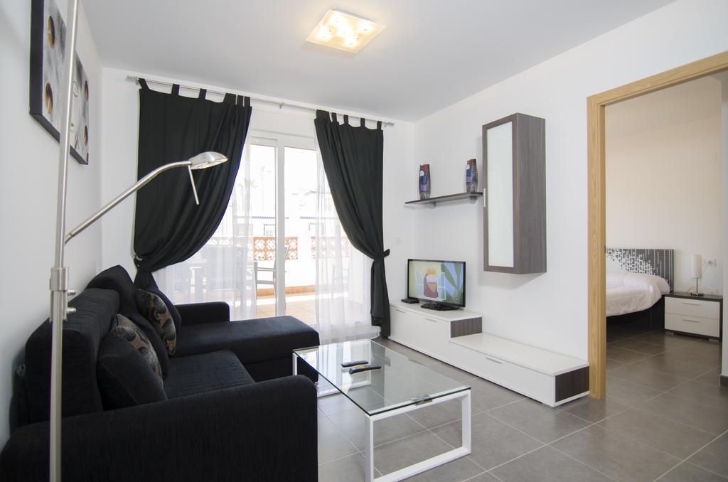 Residencial Linnea Sol By Mar Holidays Orihuela Bagian luar foto